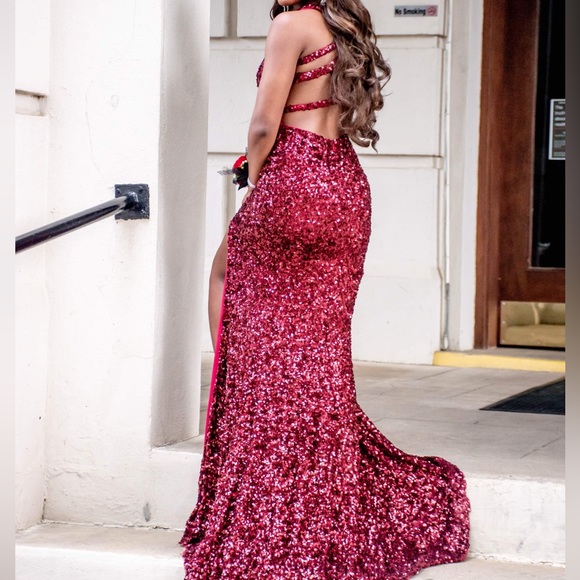 Sophia Thomas Size 0 Prom dress - Picture 3 of 4